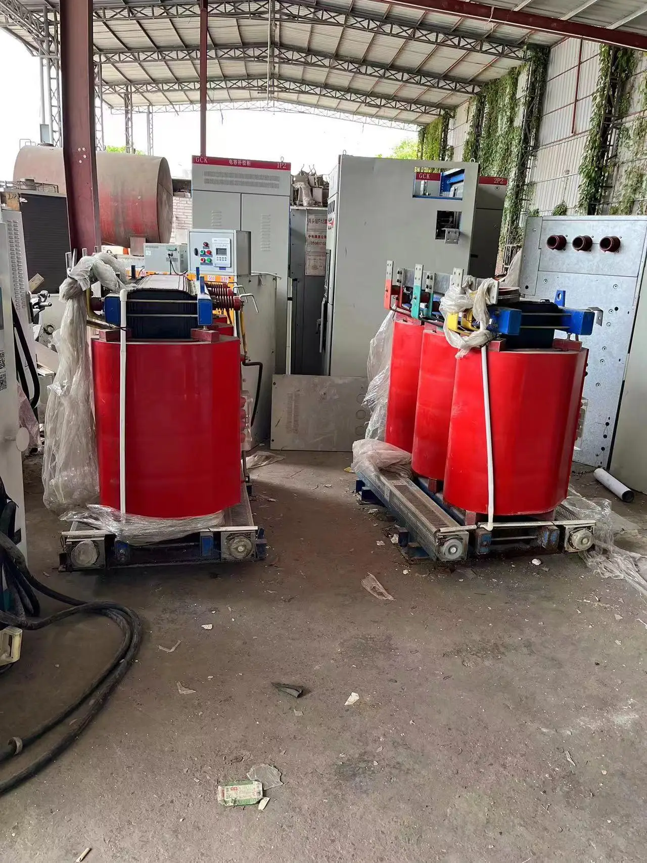 廣州二手變壓器回收選深圳市鑫進(jìn)發(fā)再生資源回收有限公司，專(zhuān)業(yè)回收舊/廢舊變壓器，服務(wù)高效價(jià)格透明